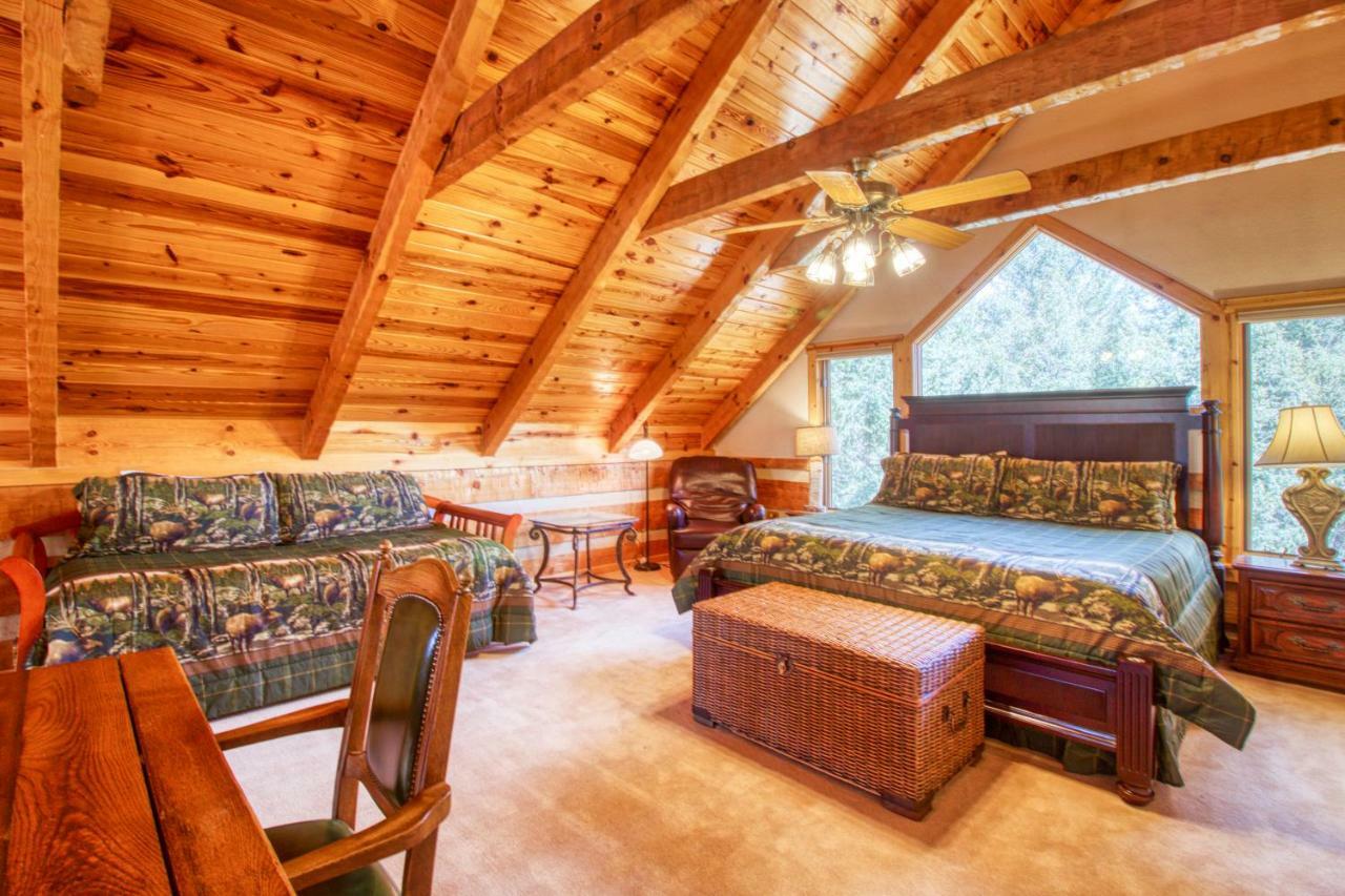 Timber Wolf Holiday home *